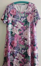 Neu kleid shirtkleid gebraucht kaufen  Dessau-Roßlau