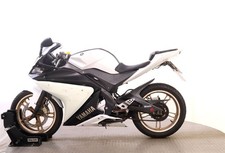 yamaha yzfr125 white for sale  YATELEY