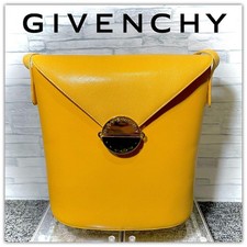 Borsa tracolla givenchy usato Borsa tracolla givenchy usato  Spedire a Italy