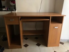 Scrivania legno marrone usato Scrivania legno marrone usato  Imperia