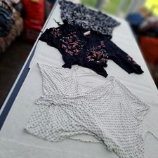 Ladies bundle wrap for sale Ladies bundle wrap for sale  WALLASEY