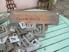 Outils anciens pochoirs d'occasion  Castillon-la-Bataille