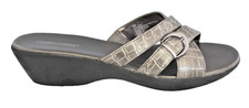 Cabin creek women for sale  Streamwood