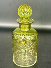 Glass perfume bottle d'occasion  Expédié en Belgium