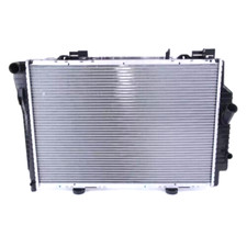 A2025008203 radiatore original usato  Bitonto