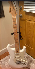 Fender jimi hendrix usato  Spedire a Italy
