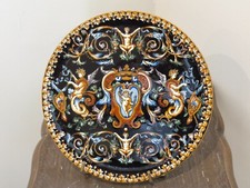 Joli plat faience d'occasion  Gien