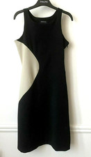 Robe noir beige d'occasion  Paris XV