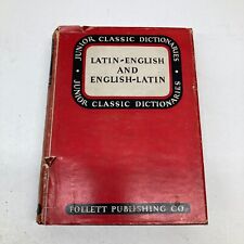 Classic Latin Dictionary Latin English and English Latin 1942 segunda mano  Embacar hacia Argentina