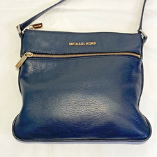 Bolsa tiracolo Michael Kors pequena Riley plana seixo preta comprar usado  Enviando para Brazil