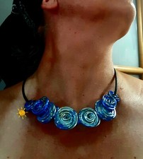 Collana colore azzurro usato  Latina