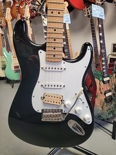 Fender 2017 Stratocaster mexicana com captador Dimarzio atualizado com bolsa acolchoada Fender comprar usado  Enviando para Brazil