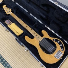 baixo music man comprar usado  Enviando para Brazil