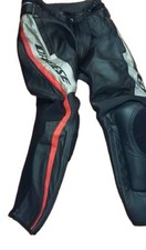 Pelle pantaloni dainese usato  Italia