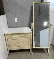 Thomasville standing mirror for sale  Saginaw