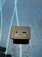 Connessione usb aux usato  Casapesenna