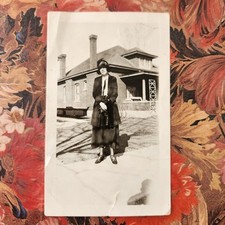 vintage woman pose 1920 s for sale vintage woman pose 1920 s for sale Cincinnati
