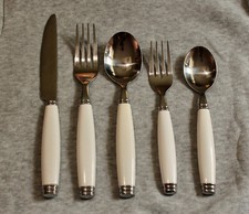 Colher de chá, colher de sopa, faca, garfos Pfaltzgraff White Tabletones, usado comprar usado  Enviando para Brazil