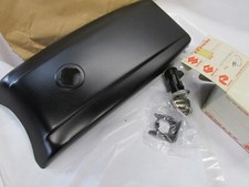 Suzuki NOS GENUÍNO 1976-1977 GT750 TAMPA DO TANQUE DE COMBUSTÍVEL COM CONJUNTO DE TRAVA NOS 44270-31620 comprar usado  Enviando para Brazil