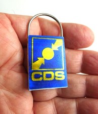 Ancien porte clé d'occasion  Jœuf