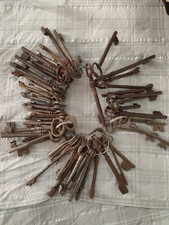 Chiavi antiche miste usato  Alpignano
