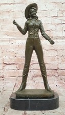 Handcrafted cowgirl woman d'occasion  Expédié en Belgium