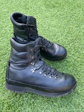 Altberg defender boots for sale  CHISLEHURST
