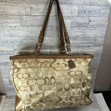 Bolsa de bebê Coach Signature fralda bolsa grande bolsa tote 06429 acabamento em couro marrom acastanhado comprar usado Bolsa de bebê Coach Signature fralda bolsa grande bolsa tote 06429 acabamento em couro marrom acastanhado comprar usado  Enviando para Brazil