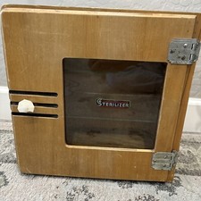 Armário esterilizador de madeira vintage prateleiras de vidro raro anos 1900/1920 Art Deco  comprar usado  Enviando para Brazil