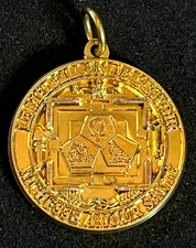 Medaille vermeille medaillon d'occasion  Tours-