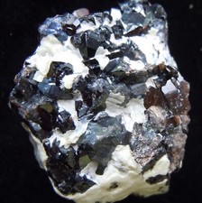 Minerais de cassiterita e mica (CAS4) de Ganzhou, China comprar usado Minerais de cassiterita e mica (CAS4) de Ganzhou, China comprar usado  Enviando para Brazil