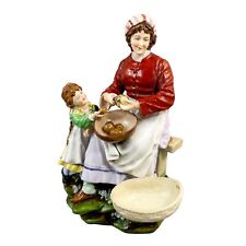 Figurita De Porcelana Antigua Alemana De 1890 De Una Mujer Pelando Papas comprar usado  Enviando para Brazil