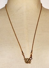 Vintage Color Dorado Claro Pedrería Bola Forma Colgante 23" Cadena W Magnético comprar usado  Enviando para Brazil