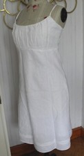Robe bretelles blanche d'occasion  Rouxmesnil-Bouteilles