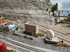 Scale buildings used for sale  Waterloo