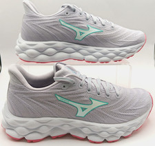 Tênis de Corrida Feminino Mizuno Wave Sky 8 Cinza Roxo Branco Tamanho 7.5 NOVO  comprar usado Tênis de Corrida Feminino Mizuno Wave Sky 8 Cinza Roxo Branco Tamanho 7.5 NOVO  comprar usado  Enviando para Brazil
