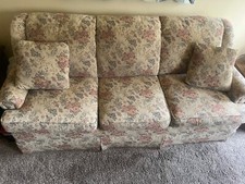 76w 32h 34d for sale  Darby