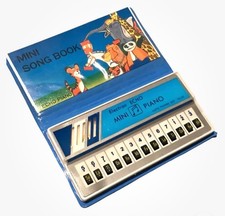 MINI LIVRO DE MÚSICAS VINTAGE ELECTRON ECHO ANOS 80 PARA PIANO; ESTADO DE FUNCIONAMENTO, usado comprar usado  Enviando para Brazil