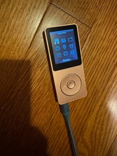 Usado, MP3 player AGPTEK A02 8GB, 70 horas de reprodução de som sem perdas player de música ***Leia comprar usado  Enviando para Brazil
