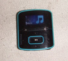 MP3 player de mídia digital Philips GoGear Raga (2GB) azul. Funciona muito bem, bom estado comprar usado MP3 player de mídia digital Philips GoGear Raga (2GB) azul. Funciona muito bem, bom estado comprar usado  Enviando para Brazil