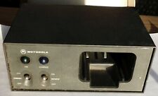 Antigo carregador de bateria para veículo Motorola NTN5438A T709, sem suporte comprar usado  Enviando para Brazil