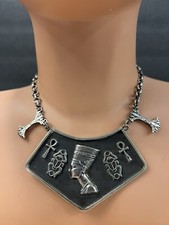 Colar egípcio vintage 800 gargantilha painel prata Egito 15” 55 gramas comprar usado Colar egípcio vintage 800 gargantilha painel prata Egito 15” 55 gramas comprar usado  Enviando para Brazil