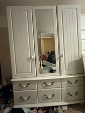 Kingstown wardrobe doors for sale  READING