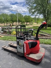 2015 8410 raymond for sale  Lancaster