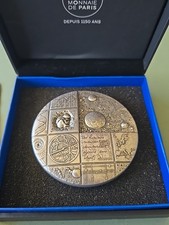 Superbe médaille cosmos d'occasion  Lyon III