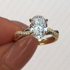 Usado, Anel de noivado oval de ouro amarelo 14K com banda infinita de moissanita gelo esmagado 2,3 ctw comprar usado  Enviando para Brazil