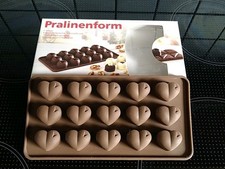 Silikon pralinen backform gebraucht kaufen  Salzhemmendorf