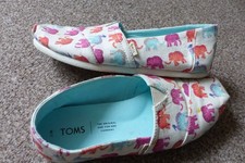 Toms size canvas for sale  MANCHESTER