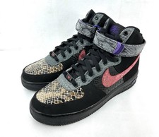 Size 9.5 nike d'occasion  Expédié en Belgium