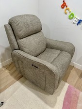 Living spaces electric for sale  Sherman Oaks